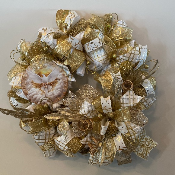White dove gold wreath